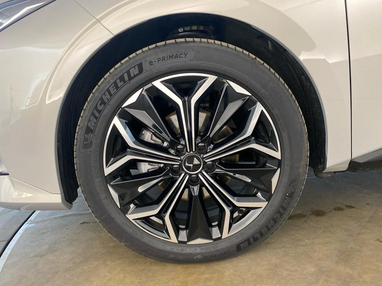 Ds Ds 4 bluehdi 130 eat8 etoile - alcantara — photo 11