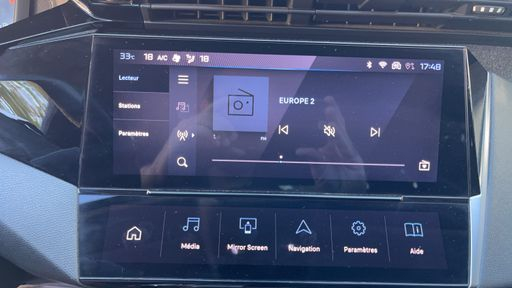 Peugeot 308 1.5 BlueHDi 130 EAT8 - Allure Pack – 2023 – 54298 km – Diesel – Boîte Automatique — photo 24