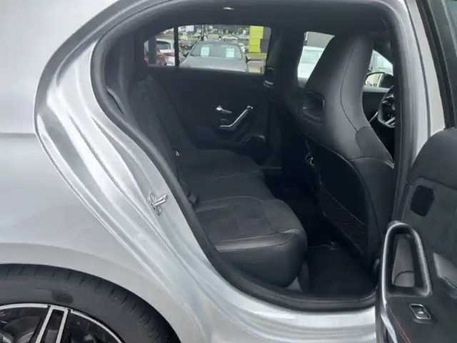 Mercedes Classe A a 180 amg line — photo 18
