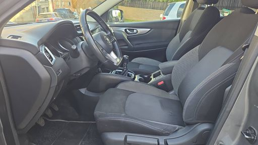 Nissan Qashqai 1.2 DIG-T 115 - N-Connecta – 2018 – 82560 km – Essence – Boîte Manuelle — photo 31