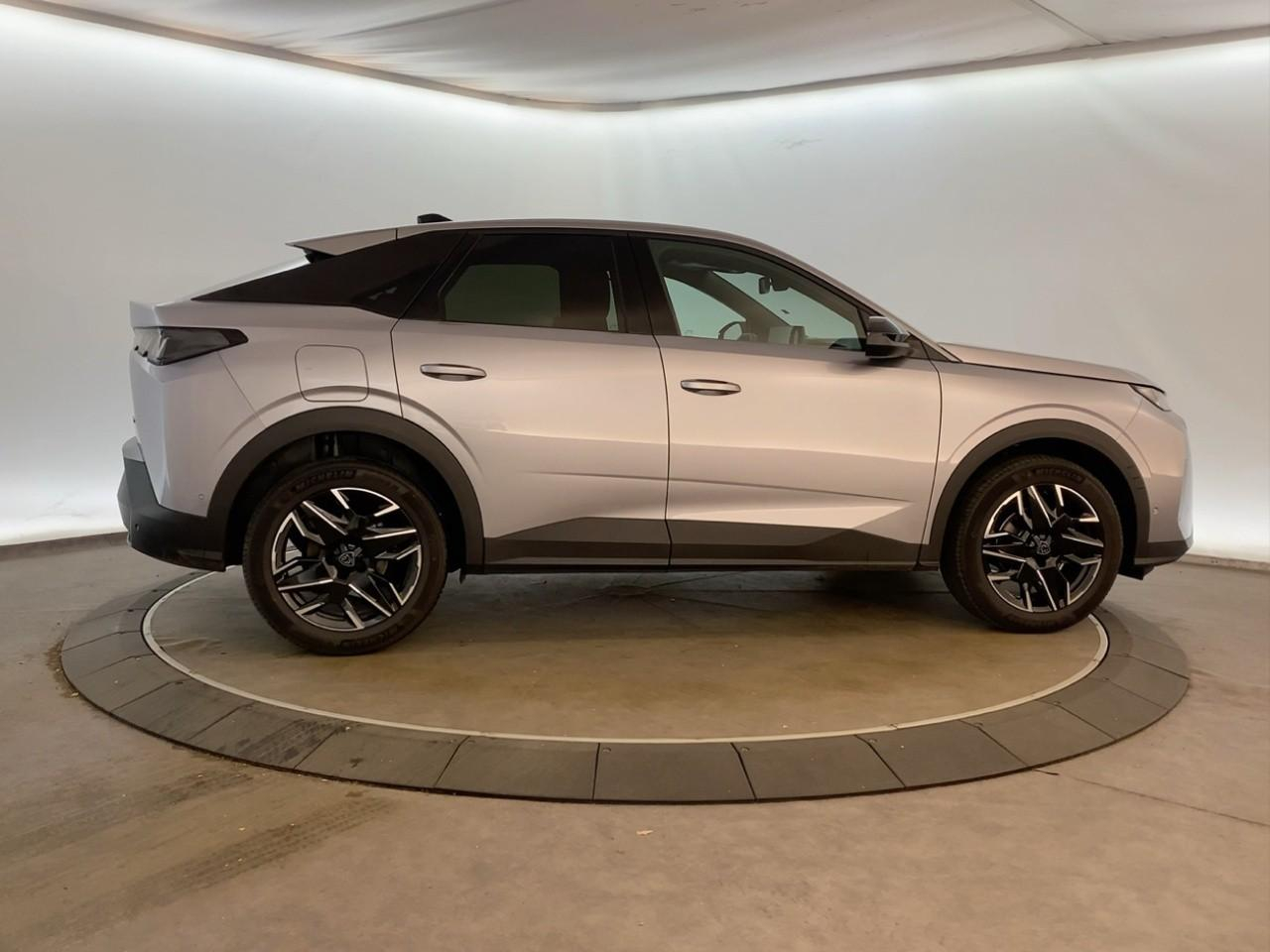 Peugeot 3008 hybrid 145 e-dcs6 allure — photo 4
