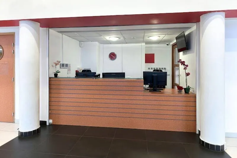 Photo 3
