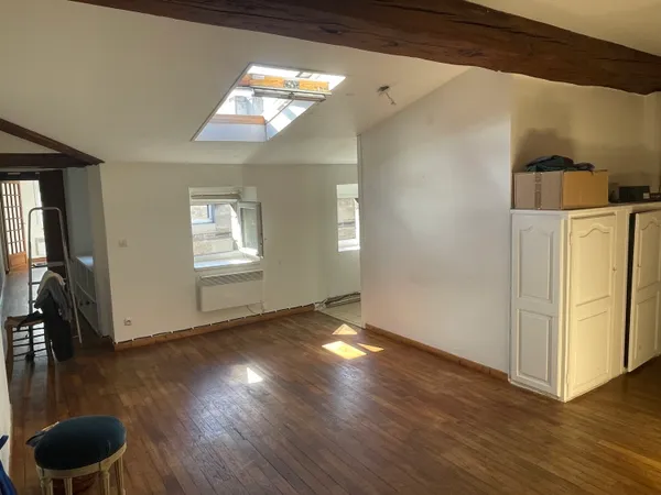 215 rue Sainte Catherine 69m2 fin décembre