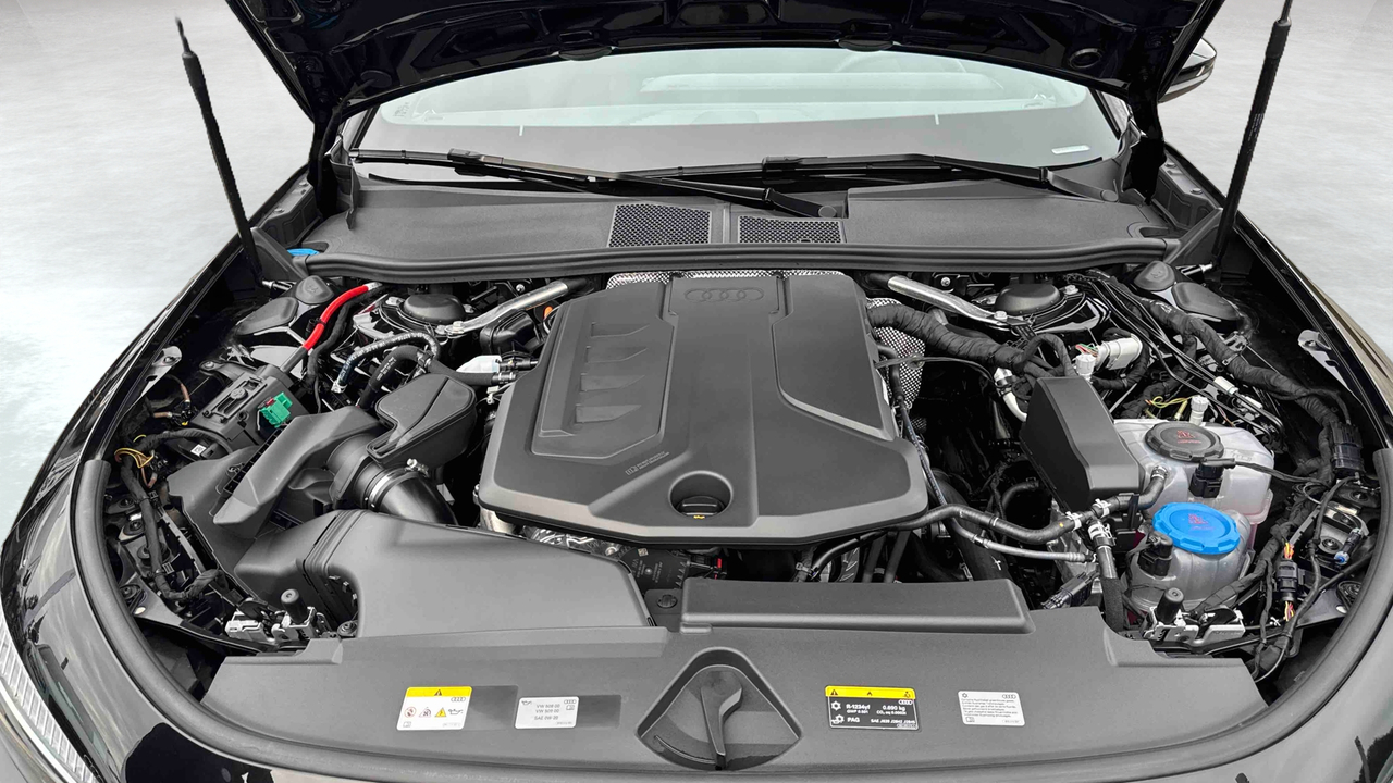 Audi A5 Avant e-hybrid 299 ch S tronic 7 Quattro — photo 14