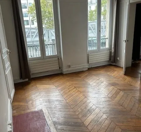 Appartement 4 pièces 82 m²