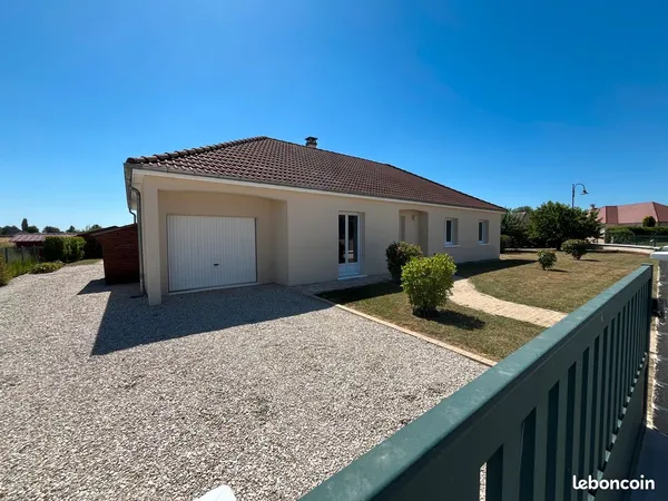 Maison 5 pièces de 113m2 avec garage de 27 m2