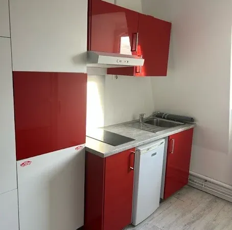 Studio 1 pièce 11 m²