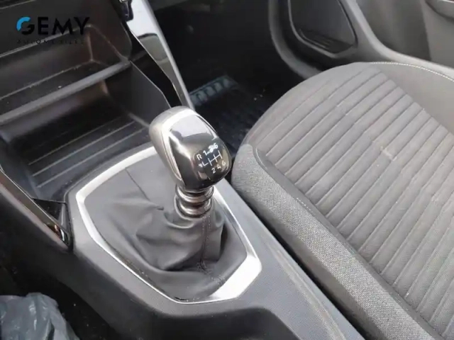 Peugeot 208 puretech 100 s&amp;s bvm6 — photo 18