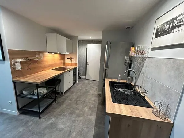Appartement 1 pièce 70 m²