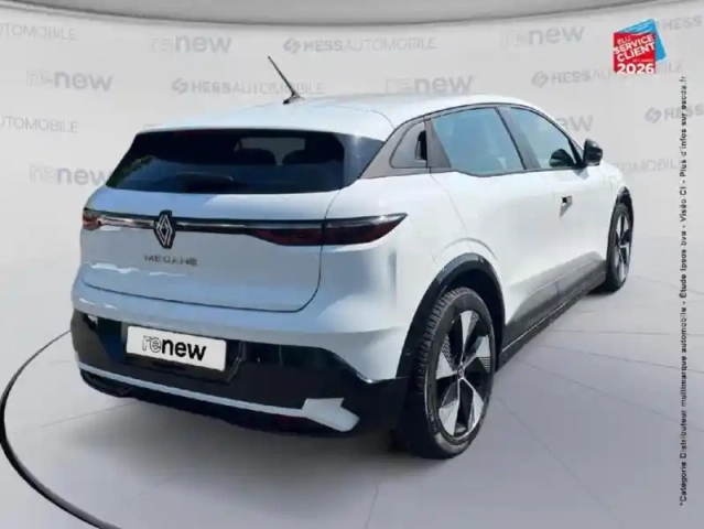 Renault Megane e-tech electric ev60 220ch equilibre super charge — photo 6