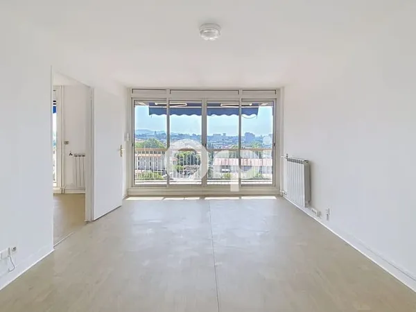 Appartement 4 pièces 77 m²