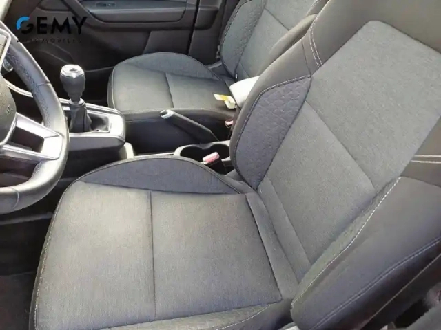 Renault Captur tce 90 - 21 — photo 9