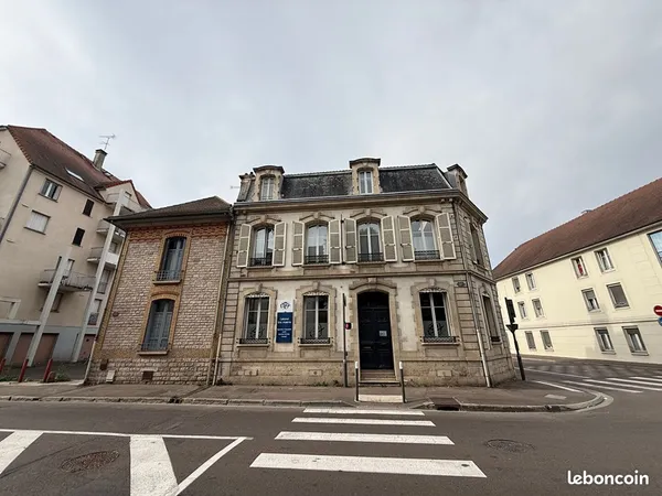 Bureaux 330 m² TROYES