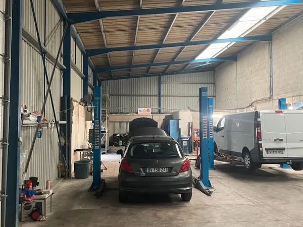 Local 400 m² LIMOGES