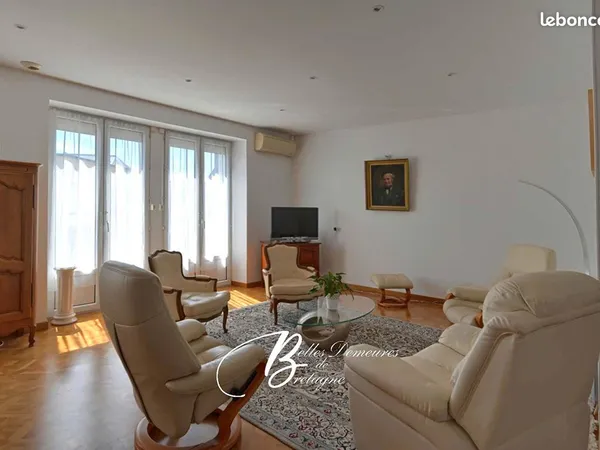 Appartement 5 pièces 160 m²