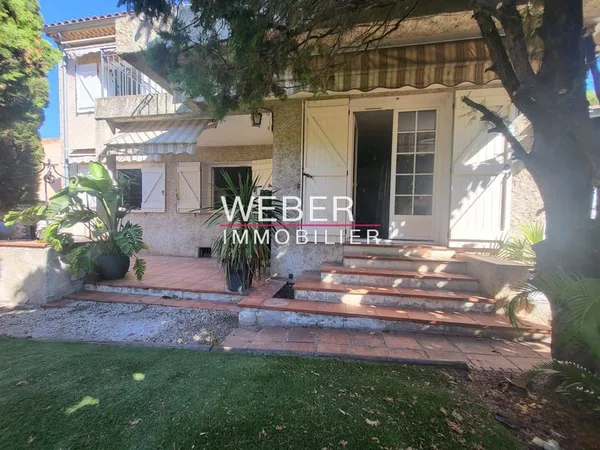 Maison de plain-pied 7 pièces 192 m²