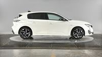 Peugeot 308 PHEV 180ch Allure Pack e-EAT8 — photo 4
