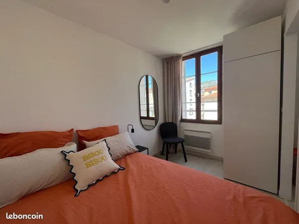 T2 MEUBLÉ NEUF 28 m² - TOULON CENTRE - LUMINEUX & VUE DÉGAGÉE - 750