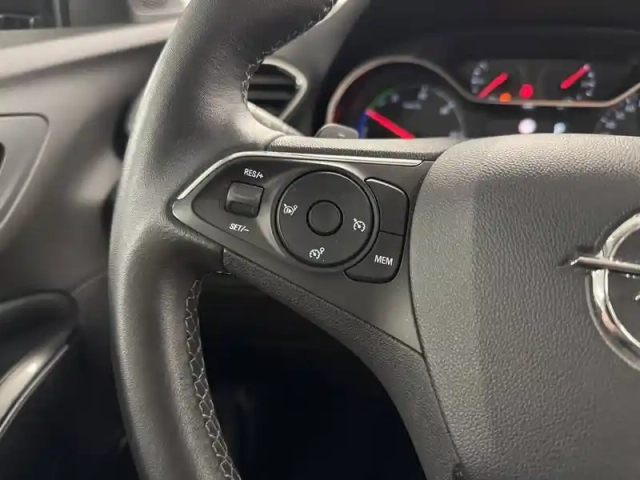 Opel Grandland X hybrid 225 ch bva8 — photo 45