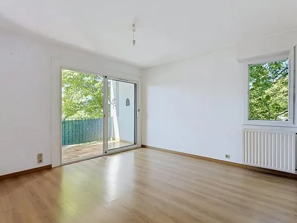 appartement type 3 avec cave parking et garage