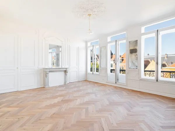 Local professionnel 72 m²