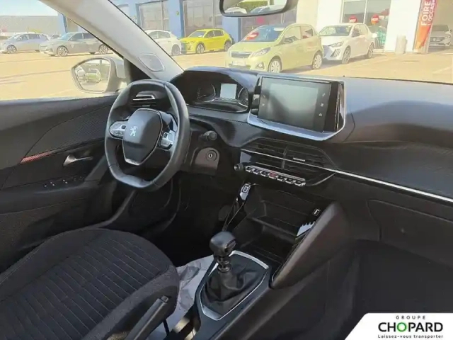 Peugeot 2008 puretech 100 s&amp;s bvm6 — photo 13
