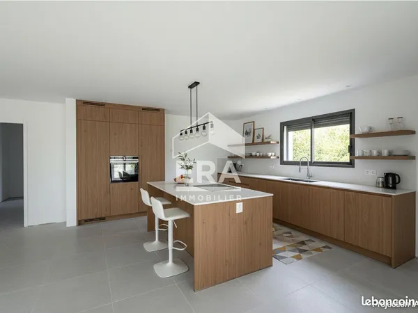 Maison 6 pièces 133 m²