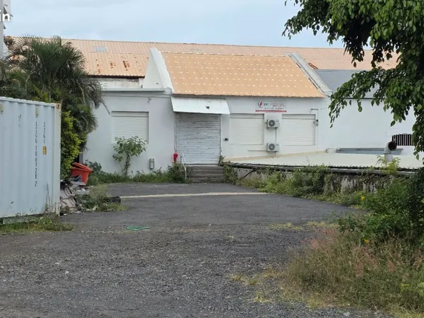 Local commercial ou bureaux