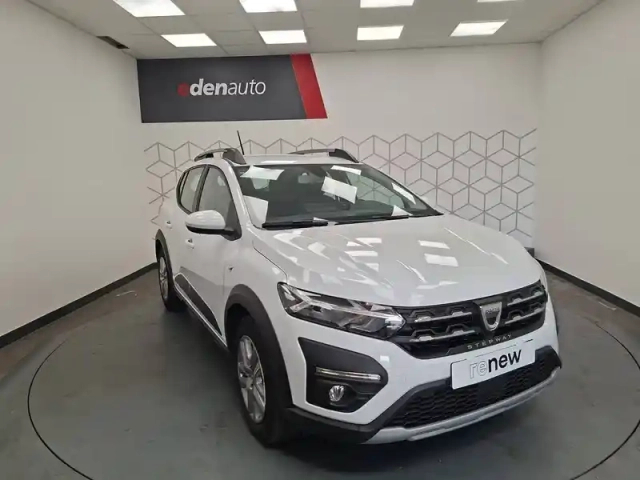 Dacia Sandero tce 90 - 22 — photo 12