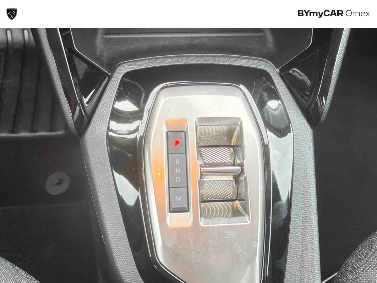 Peugeot 208 Hybrid 110 ch e-DCS6 — photo 19