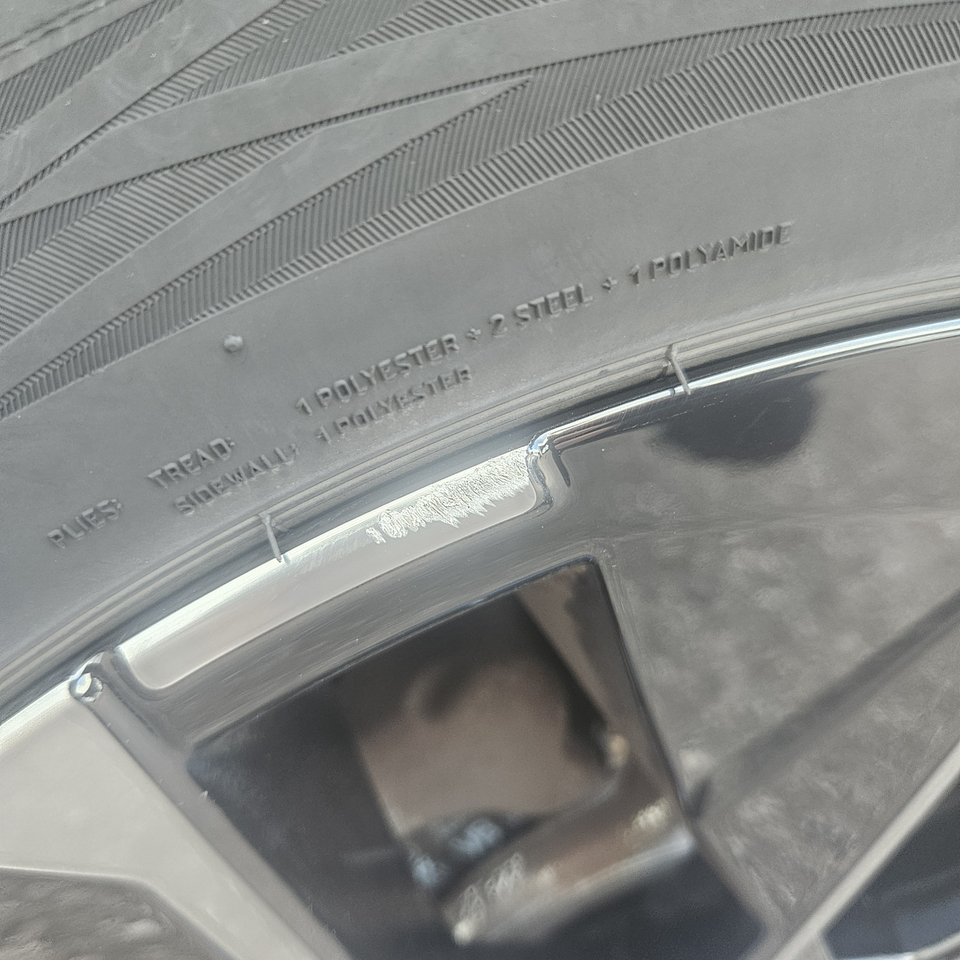 Renault Clio TCe 90 — photo 25