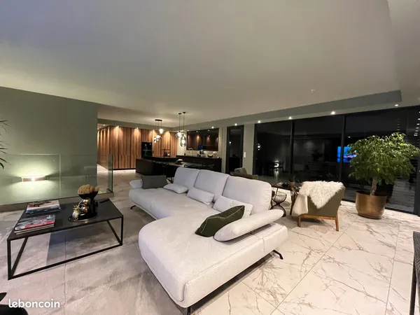 Confortable villa contemporaine