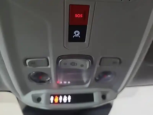 Citroën C4 hybride 100 e-dcs6 — photo 54