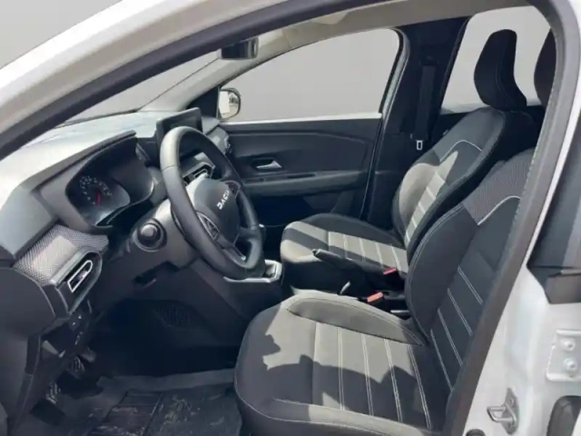 Dacia Jogger 1.0 eco-g 100ch expression 5 places — photo 9