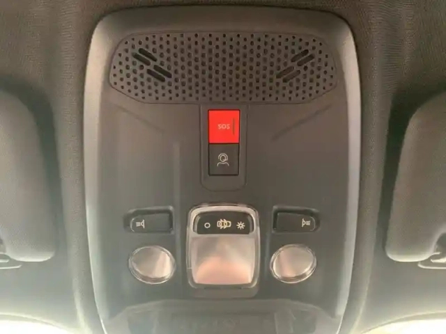 Peugeot 2008 puretech 100 s&amp;s bvm6 — photo 21