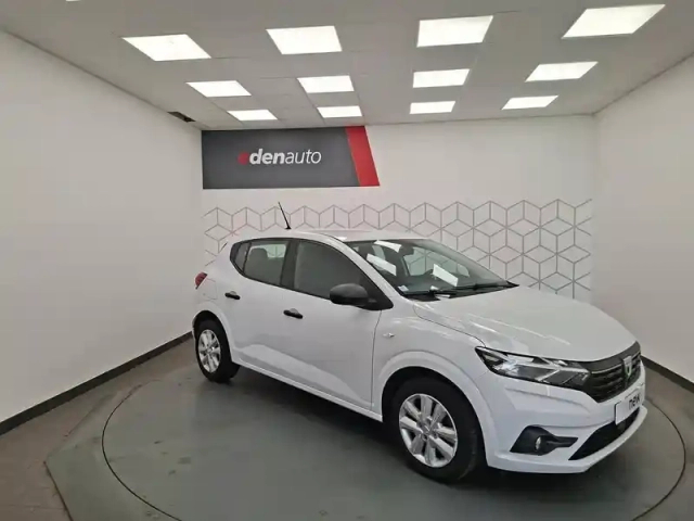 Dacia Sandero eco-g 100 — photo 8