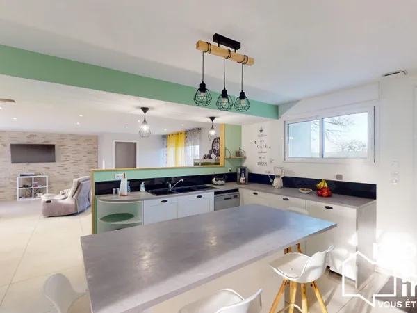 Maison rénovée 234 m²