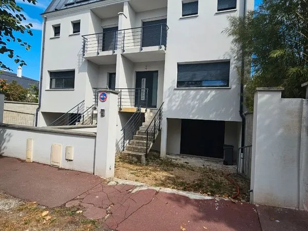Chambres meublées en colocation - Étudiants - Joinville-le-Pont / CreteilParis