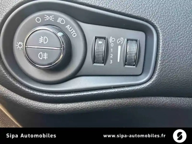 Jeep Renegade 1.5 turbo t4 130 ch bvr7 e-hybrid — photo 21