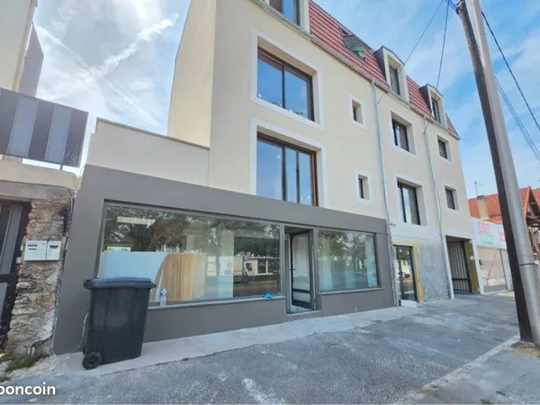 Local commercial 54m2