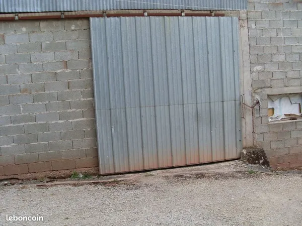 Local 200 M2