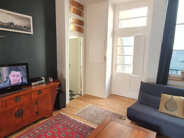 LYON 2e - AINAY | Très beau T2 meublé de 50 m² - Calme, lumineux et entièrement rénové