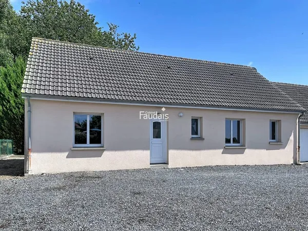 Maison de plain-pied à Roncey commerces à pied avec jardin p