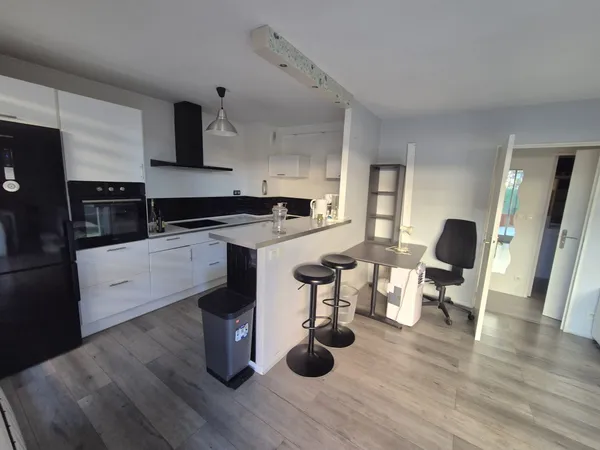 Vends appartement meublé