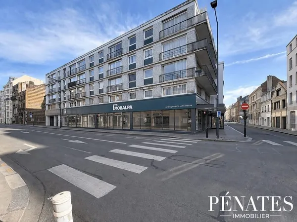 Local commercial proche Gare