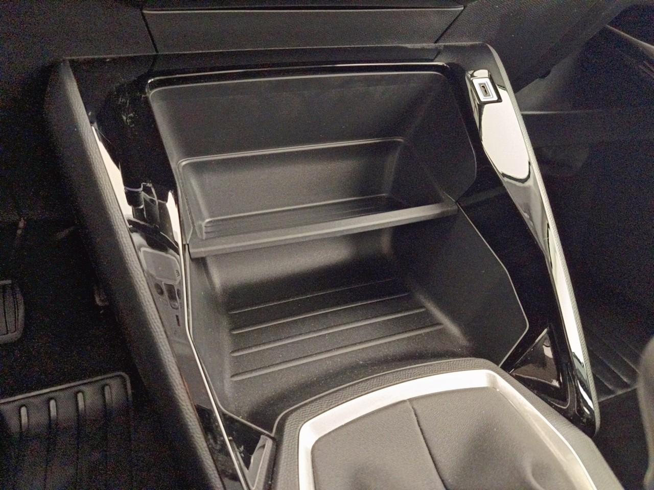 Peugeot 208 100 s&s bvm6 style — photo 28
