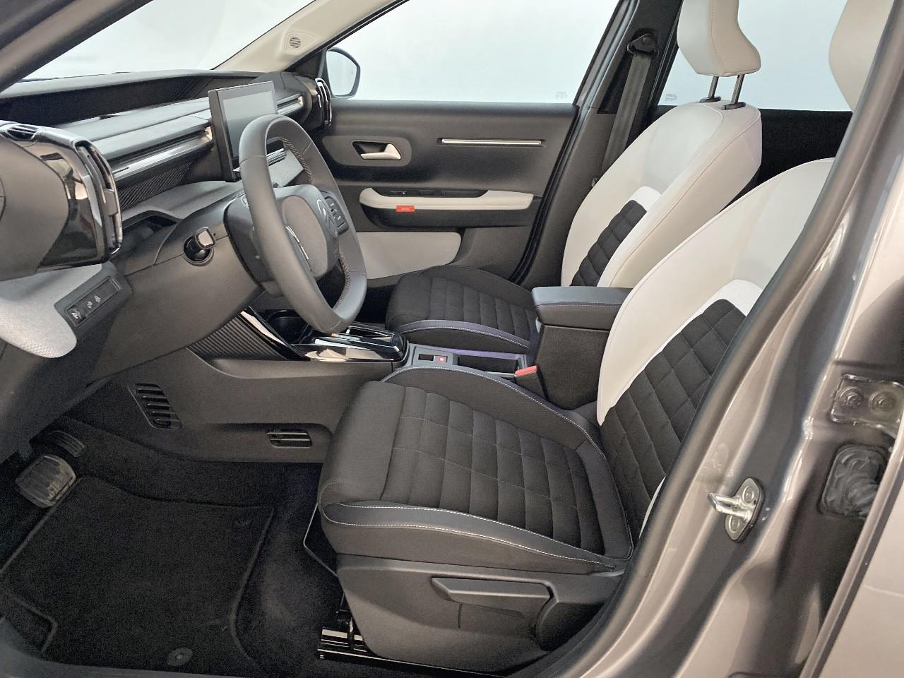 Citroën C3 Aircross hybride 145 ch aut max — photo 9