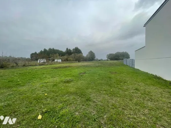 Terrain 2122 m²