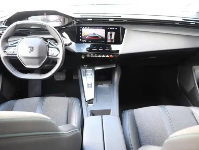 Peugeot 308 phev 180ch allure pack e-eat8 — photo 10