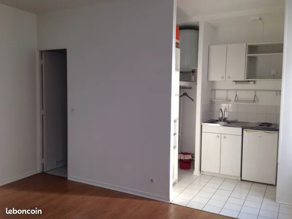 à vendre STUDIO 20,6 m2